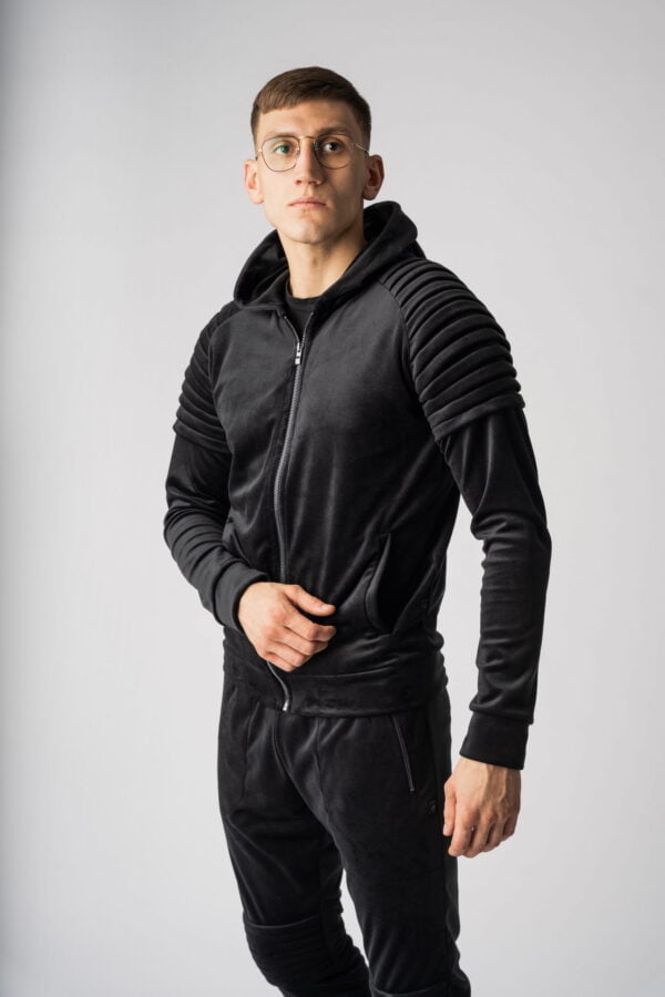 Black velour tracksuit with pleats