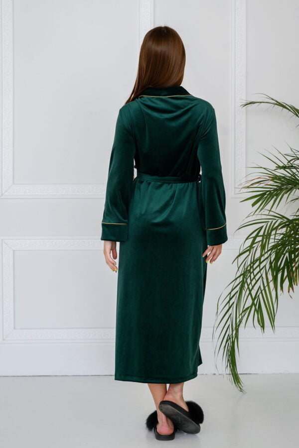 Žalias ilgas veliūrinis chalatas