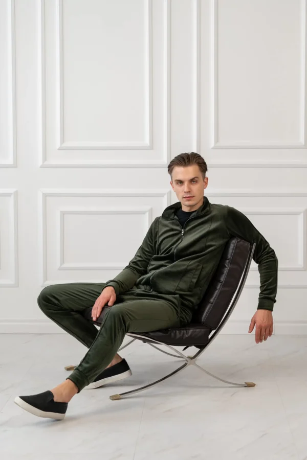 Vyriškas Chaki veliūrinis džemperis