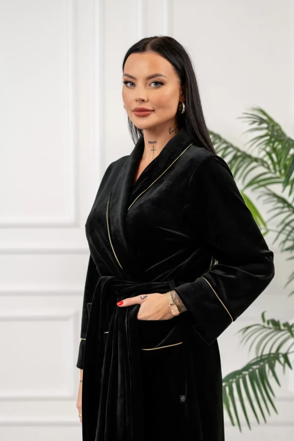 Velour bathrobe with personalized initials - Black