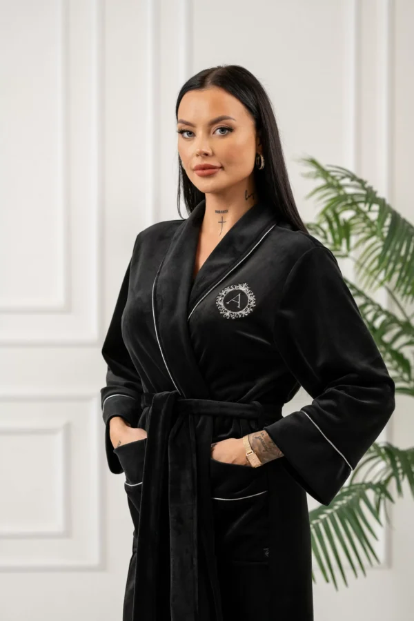 Velour bathrobe with personalized initials - Black